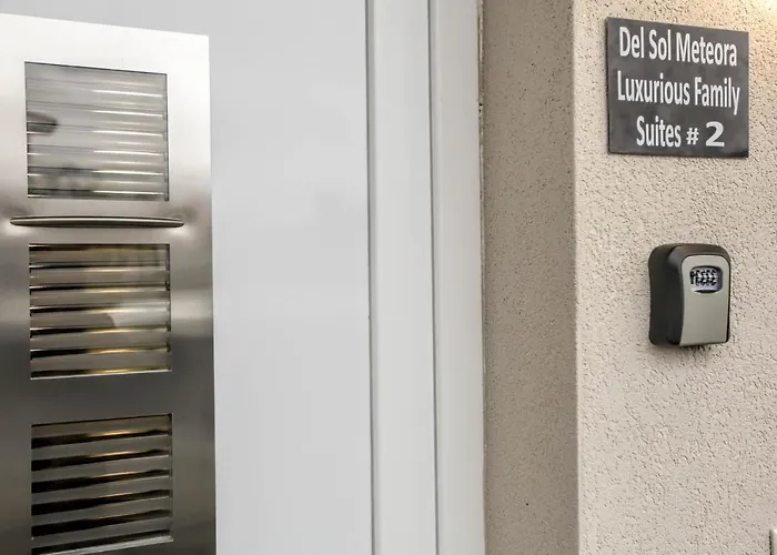 Del Sol #2 Meteora Luxurious Family Апартаменты